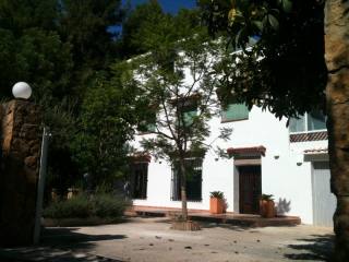 8 Bedroom Finca in Pedreguer