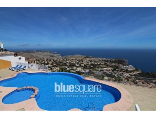 2-Bedroom apartment with amazing sea..