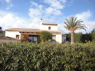 7 Bedrooms - Finca - Alicante - For Sale