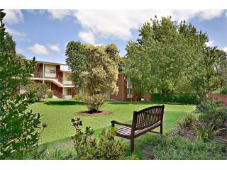 "Epping Manor" - Rental Units - EPPING..
