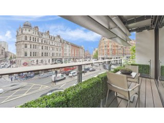 One Hyde Park, SW1