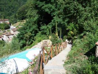 Country/farmhouse - For Sale - North of..