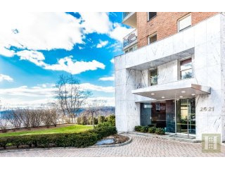 1 bedroom Apartment For Sale: 2621..