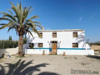 NEW & EXCLUSIVE TO VOSS HOMES - A huge 300m2, full of..