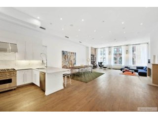 Unique Half Floor Tribeca Luxury..