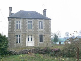 Small Manor House to Improve