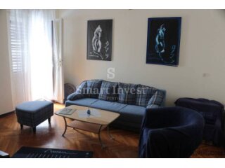 OPATIJA, stan od 112 m2,3S+DB, u strogom centru s parkingom