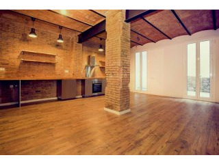 Spacious Loft By The Sagrada Familia..