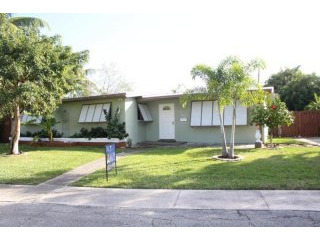 334 Ne 6th St, Boca Raton, FL - $2,300