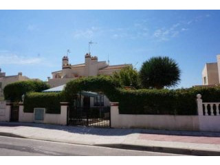 3 Bedroom 2 Bathroom Villa In Playa..