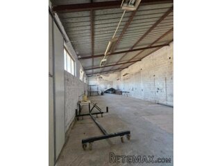 Hala 400m2 za najam - Novigrad/Bužinija