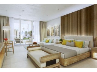 Hodges Bay Resort $400,000