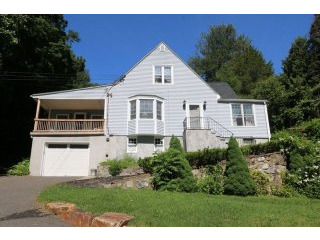 4 bedroom House For Sale: 1260..