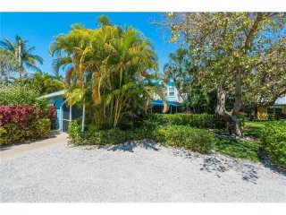 1 bedroom Town House For Sale: 5841..