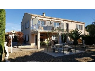Nice Villa With 120 M2 Plus An..