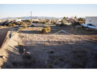 EXCLUSIVE TO VOSS HOMES. An urban building plot (non..