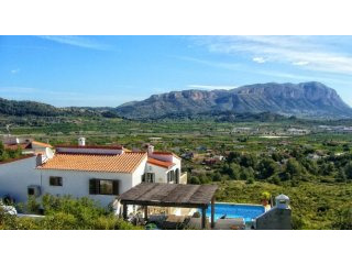 V1571 - Charming Villa With Fantastic..