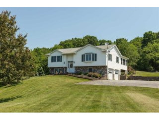 3 bedroom House For Sale: 61 Macks Lane..