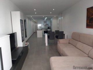 Estupenda vivienda situada en el centro de Alicante, muy..