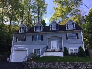 3 bedroom House For Sale: 4 Pine Avenue..