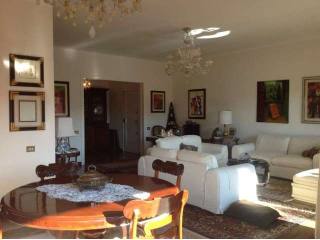 CAMILLUCCIA, ELEGANT APARTMENT