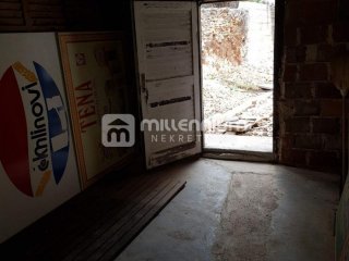 Najam, Rijeka, Pehlin, 20m2 skladišnog prostora