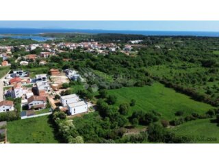 TOP! GRAĐEVINSKA PARCELA NA IDELNOJ LOKCIJI!