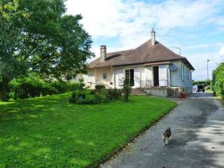 Very Nice House on Good Plot