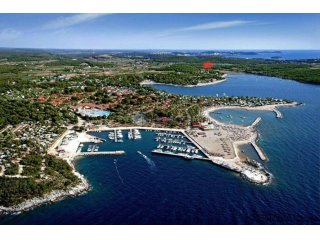 Rovinj, 120 m od mora, 18940 m2 - investicija