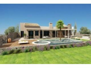 Seafront Property In Crete