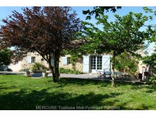 4 bedroom Character For Sale: 11000 AUDE