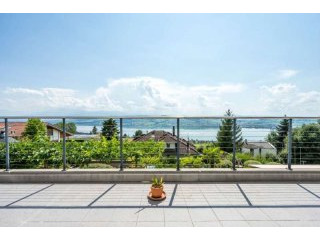 LIVING GEM IN EXCELLENT LOCATION ABOVE..