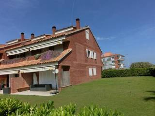 6 bedroom Terraced House For Sale:..