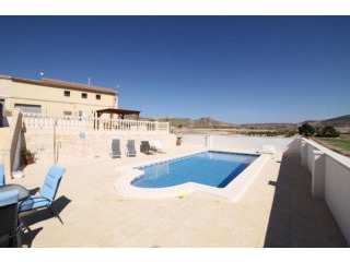 Terrific in Torre Del Rico, modern 3..
