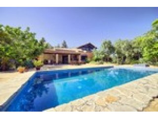 4 Bedrooms - Villa - Malaga - For Sale