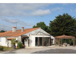 Converted Stone Barn Within Walking..