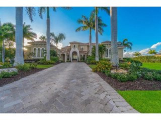 4 bedroom House For Sale: 4219 Hawk..