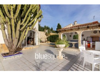 4- Bedroom villa within 500 meters from..