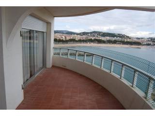 4 Bedrooms - Apartment - Girona - For..