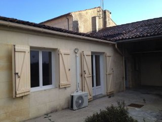 Sale House Saintes (17100) Thenac