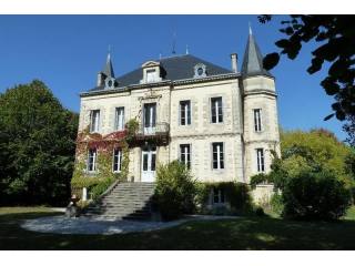 Castle For Sale: 33000 BORDEAUX