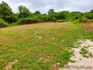 Građevinsko zemljište 612 m2 - Gočan Barban