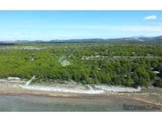 Šibenik, Jadrija, građevinsko zemljište 6026 m2 uz more