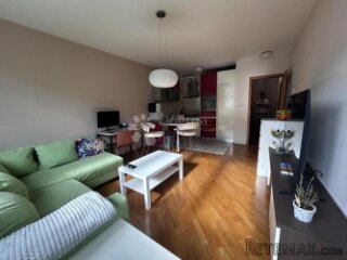 Zagreb, Trešnjevka, prekrasan dvosoban stan 52 m2 + parking