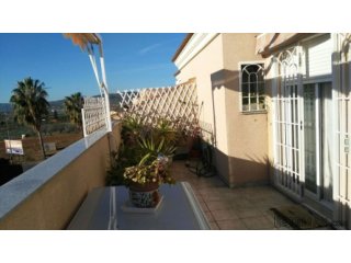Trevligt penthouse i Torreblanca centrum!