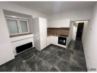 Zagreb, Donji Grad-2 odvojena stana,53 M2