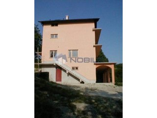 Čučerje, kuća 450 m2 , visoki roh bauh