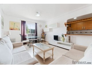 Marvellous duplex townhouse with 3 bedrooms, 2 bathrooms..