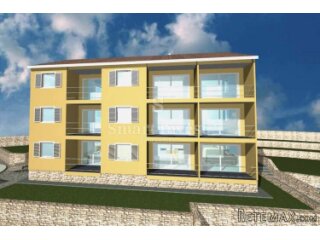 POBRI, Zemljište od 1440 m2 s građevinskom dozvolom, pogled..