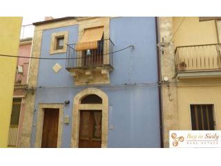 1 bedroom Apartment For Sale: Via..